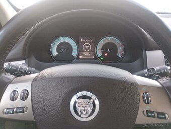 Jaguar XF 3.0D S V6 Premium Luxury - 11