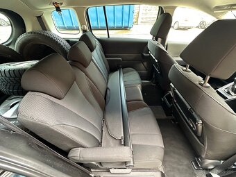Mazda 5 - 11
