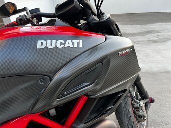 Ducati Diavel 1200 - 11