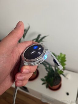 Strieborné smart hodinky s Amoled displejom - 11