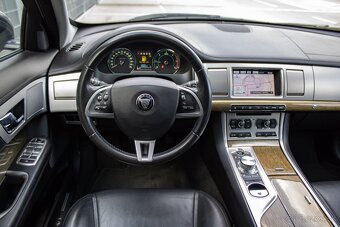 Jaguar XF Sportbrake 3.0D S Premium Luxury - 11