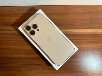 Apple Iphone 16 pro max 256GB Desert Titanium - zlatý - 11