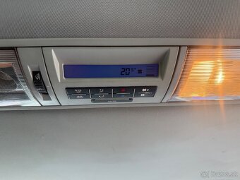 Volkswagen Caravelle T5 LONG - 11