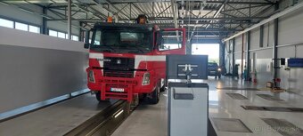 Volvo 6x6,sklapač, hydraulická ruka - 11