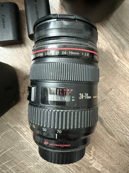 Canon EOS 5D MarkIII - Objektiv Canon EF 24-70mm 1:2.8 - 11