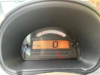 Predám citroen c3 r.v. 2006 - 11