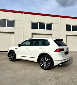 Volkswagen Tiguan R-line - 11