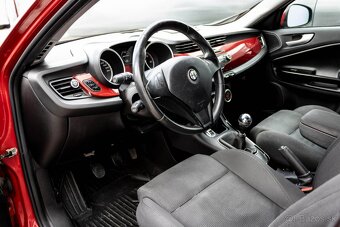 Alfa Romeo Giulietta - 11