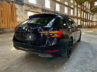 Škoda Superb Combi 2.0 TDI SCR Sportline DSG Black - 11