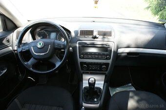 Škoda Octavia 2.0 TDI Elegance - 11