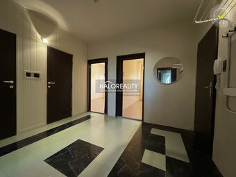 HALO reality - Predaj, trojizbový byt Banská Bystrica, Sásov - 11