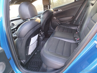 KIA Stinger Hatchback 272kw Automat - 11