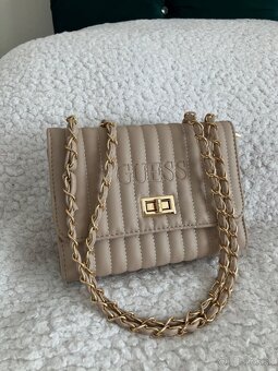 Kabelka_GUESS - 11