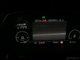 Audi e-tron 50 quattro S-line - 11