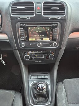 Volkswagen Golf VI Variant, 1.6TDI 77kW, r.v. 2012, manuál - 11