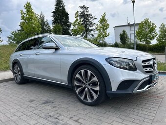 Mercedes-Benz Třídy E, 220D Avantgarde All-Terraine - 11
