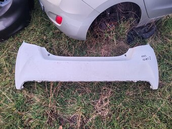 Nárazník zadný škoda suzuki Mercedes Dacia audi - 11
