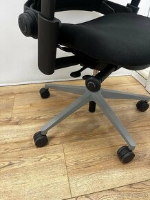 Kancelárska stolička Steelcase Leap V2 Grey - 11