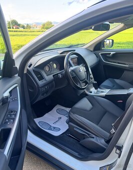 VOLVO XC60 2.4 D3 AWD AT SUMMUM PLUS - 11