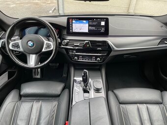 BMW 540iXDrive 245kW Touring M-paket Maximální výbava - 11
