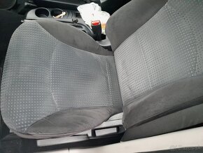 Mitsubishi Grandis 2.0 DID - 11