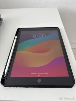 iPad 8.generace 32 GB - 11