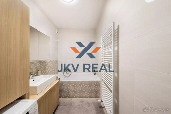 VEĽKÝ 3 - IZBOVÝ BYT 92M2  NA PREDAJ - PIEŠŤANY-CENTRUM - 11