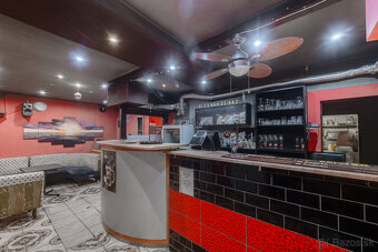 Prevádzka pizzérie s možnosťou bývania | Veľká Ida - 11