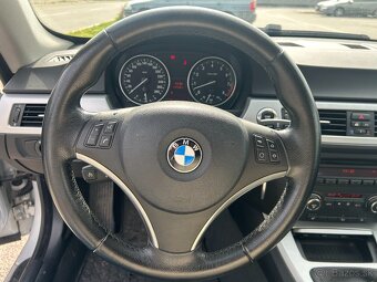 BMW Rad 3 coupé 325 218k i xDrive - 11