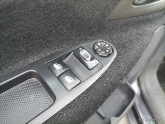 Peugeot Expert 6-miestne - 11