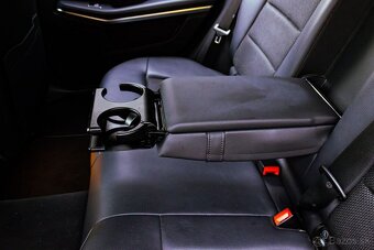 Mercedes-Benz E E220 cdi Avantgarde / TOP STAV / MATRIX LED - 11
