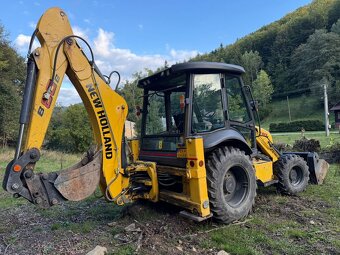 Bager , New Holland B80B - 11