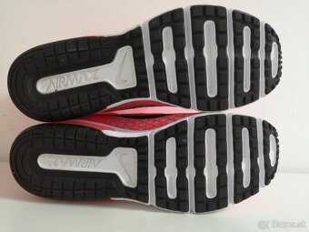 NIKE AIR MAX - 11