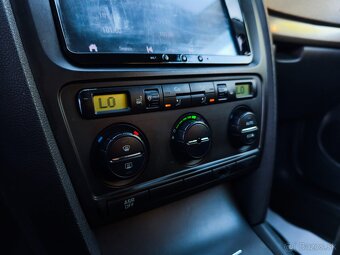 Škoda Octavia 2 sedan 1.9 TDI 77kw diesel Nová STK - 11