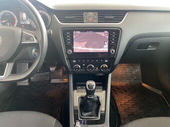 Škoda Octavia Combi 1.5 TSI 110kW Style - 11
