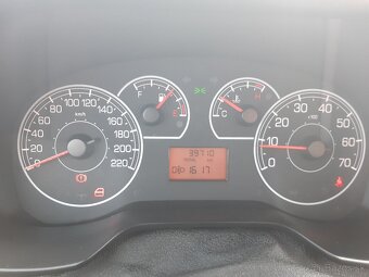 Fiat Punto 1.2 - 11