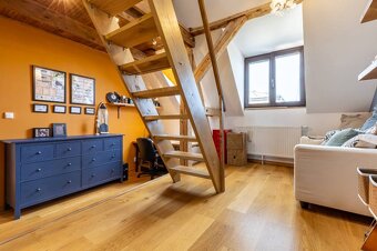 STARÉ MESTO-LETNÁ,veľký podkrovný,3-izbový byt 102 m² - 11