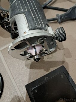 Makita RT0702CX2J / Kombinovaná frézka - 11
