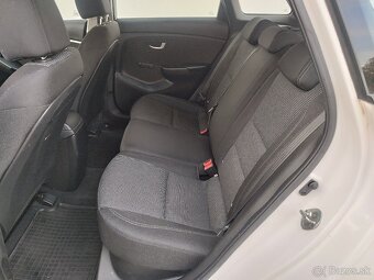 Hyundai i30 combi 1.6CRDi, r.v.: 4/2016, STK a EK: 6/2026 - 11
