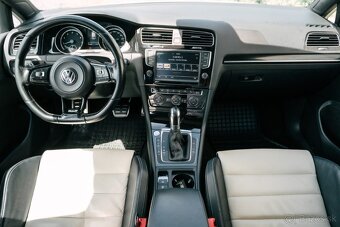 Volkswagen Golf R 2.0 TSI 4MOTION DSG - 11