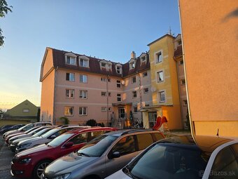 Priestranný 2 izbový byt s balkónom - Trenčianske Stankovce - 11