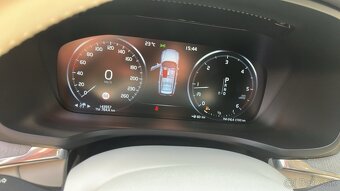 Volvo V60 D3 Inscription A/T 110 kW - 11