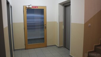 prenajom 2,5 izb novozariadeny byt SC 4/6p + vytah + pivnica - 11