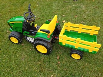 Elektrický traktor John Deere Ground Force - 11