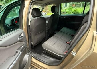 Opel Zafira 2,0 CDTi /121 Kw Tourer Active nafta manuál - 11