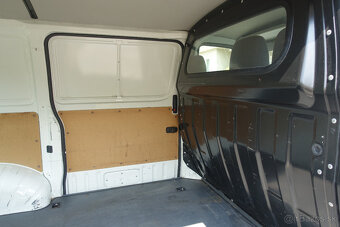 Toyota Hiace 2.5 I D-4D 117 SWB Standard 4WD - 11
