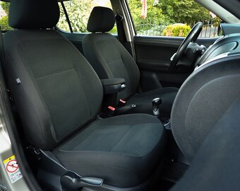 ŠKODA FABIA 1.2 12V ELEGANCE BENZIN- DIGIKLIMA-VYHREV-127tis - 11