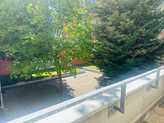 BA II. Ružinov - 2 izbový zariadený byt pri Avione - 11