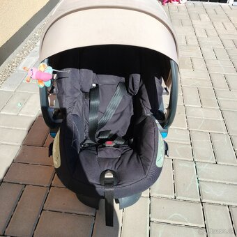 Autosedačka stokke - 11