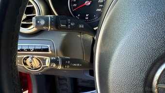 Mercedes-Benz GLC SUV 250 4MATIC A/T - 11